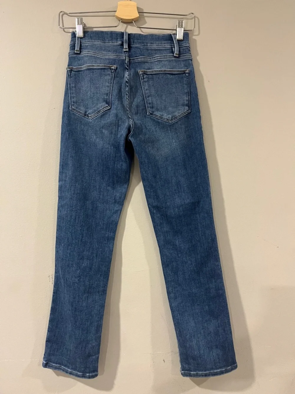 Frame Le High Straight Denim High-Rise Straight Leg Jeans in Dark Blue Wash - Picture 8 of 9